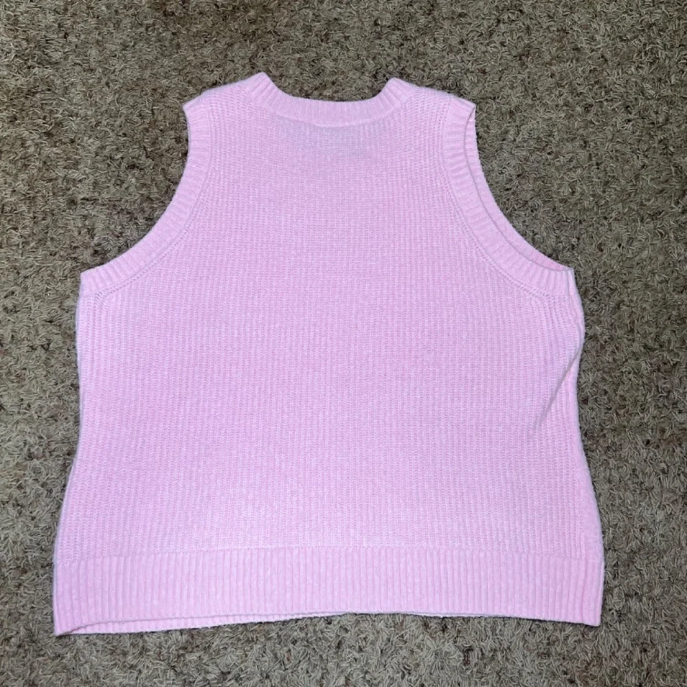 Torrid Pink Cable Knit Sweater Vest – Size 4 (Plus)